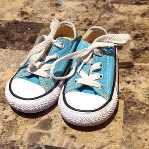 Toddler's Converse All Star Size 5